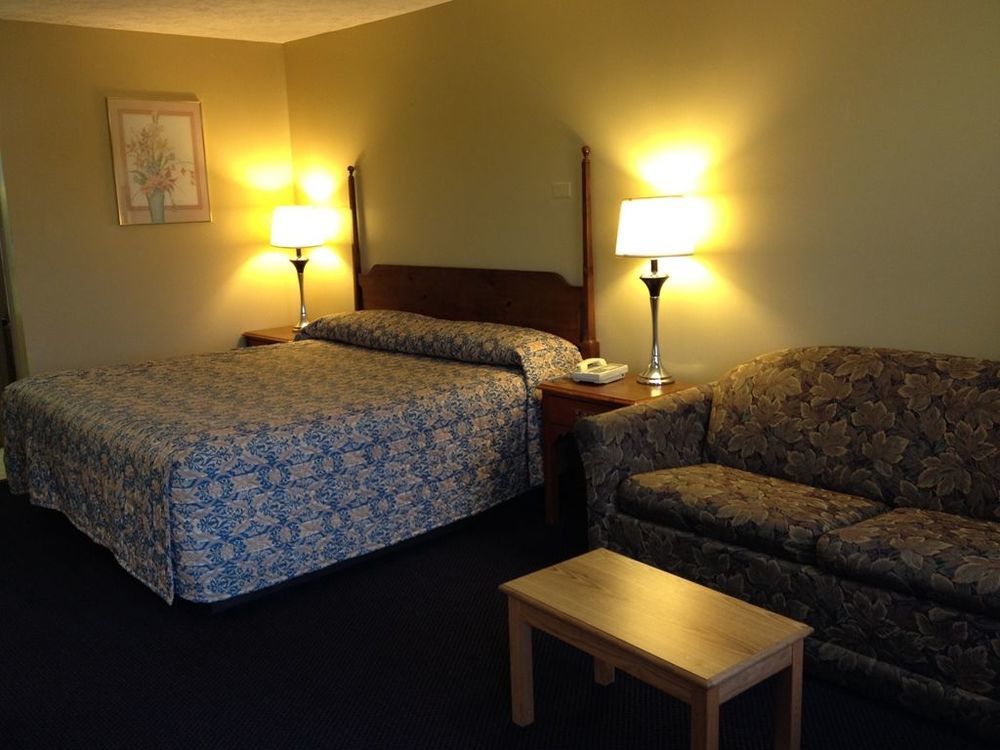 Mcclellan Inn Anniston Værelse billede